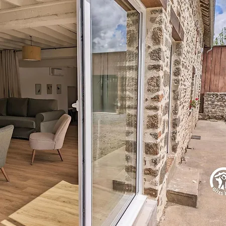De La Seradinaie, Jusqu'a 6 Personnes Ferienhaus Marcille-la-Ville